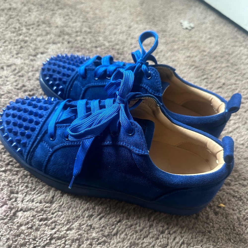 Size 38 blue Louis Vuitton,